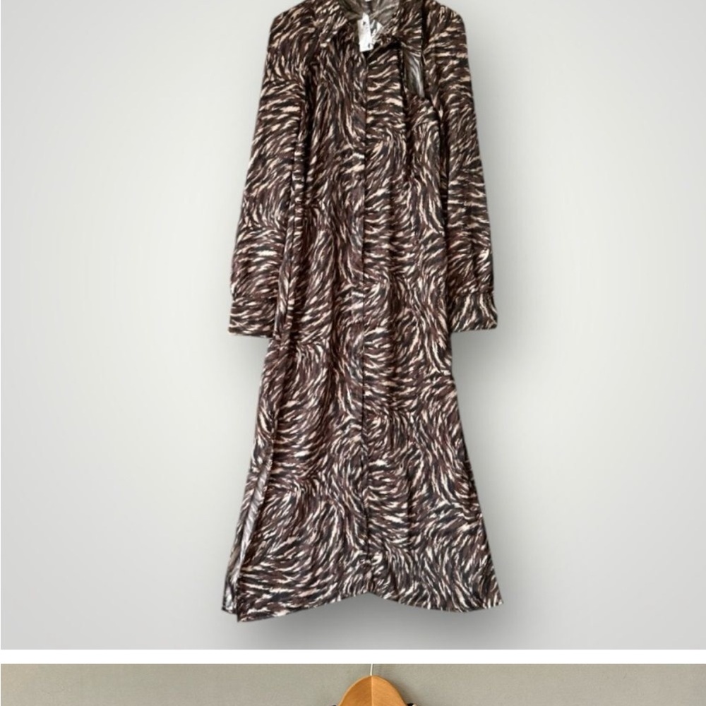 Elegant Zebra Print Dress